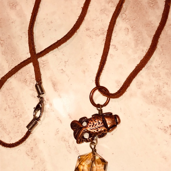 🌈 Copper Fish Necklace - Picture 4 of 4